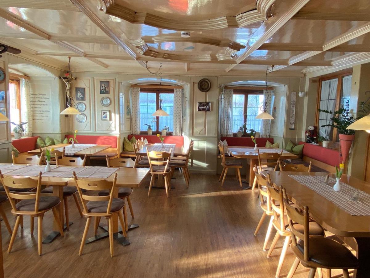 Gasthof - Pension - Adler Вайлер-Зиммерберг Экстерьер фото