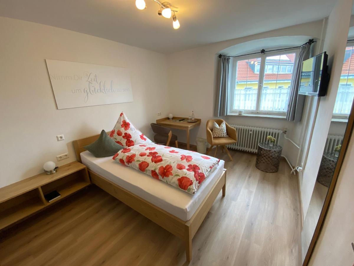 Gasthof - Pension - Adler Вайлер-Зиммерберг Экстерьер фото